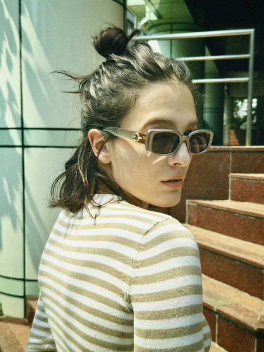 Metallic sunglass