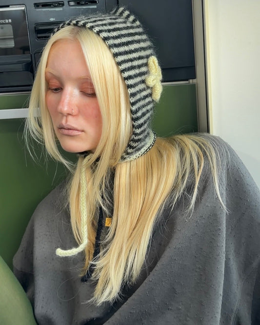 Shimashima hooded wrap