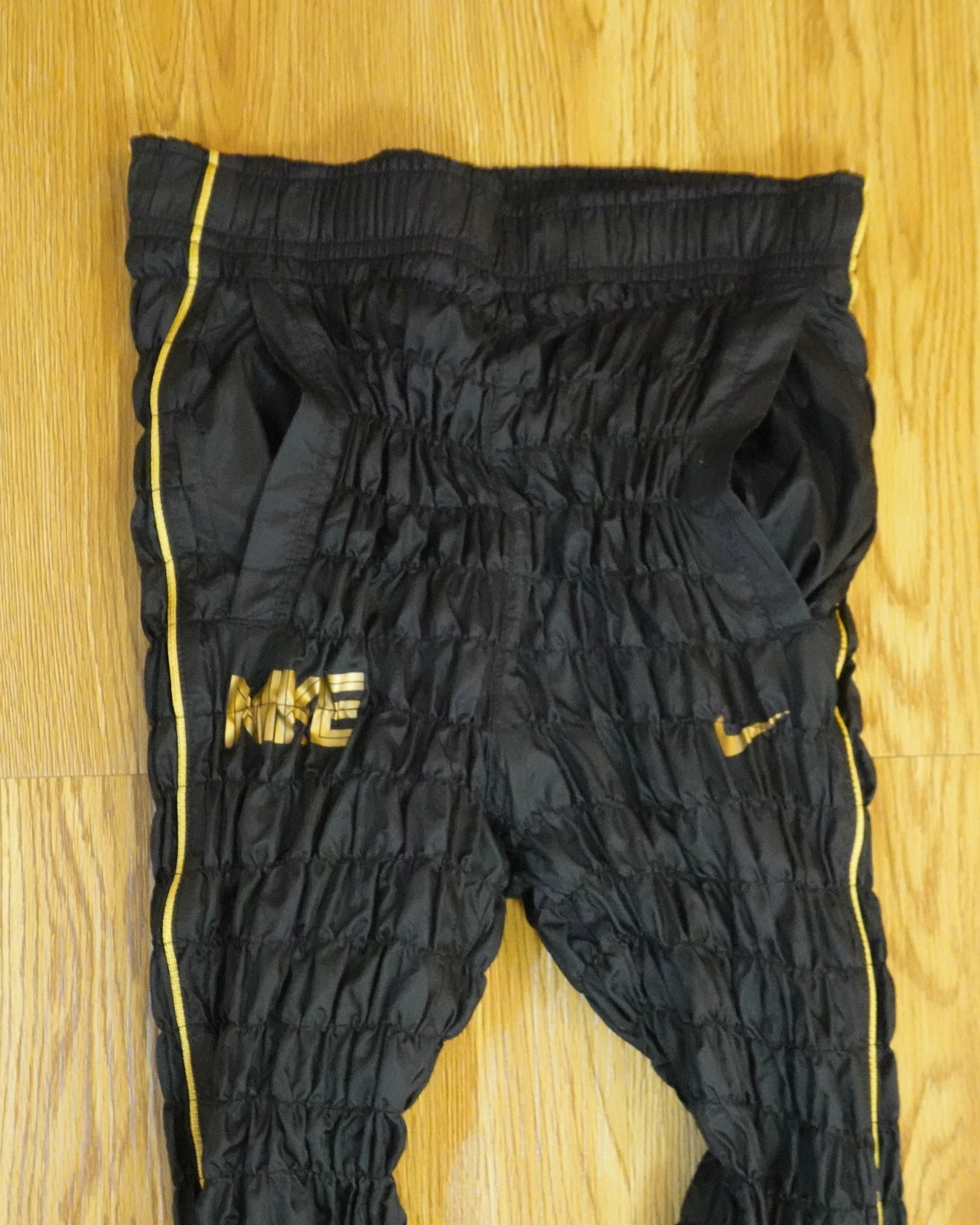 Gather jersey pants kuro a