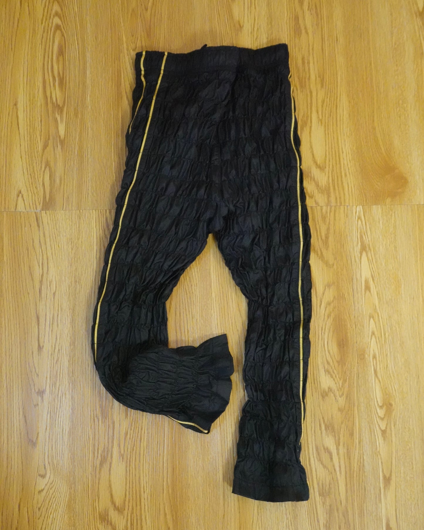 Gather jersey pants kuro a