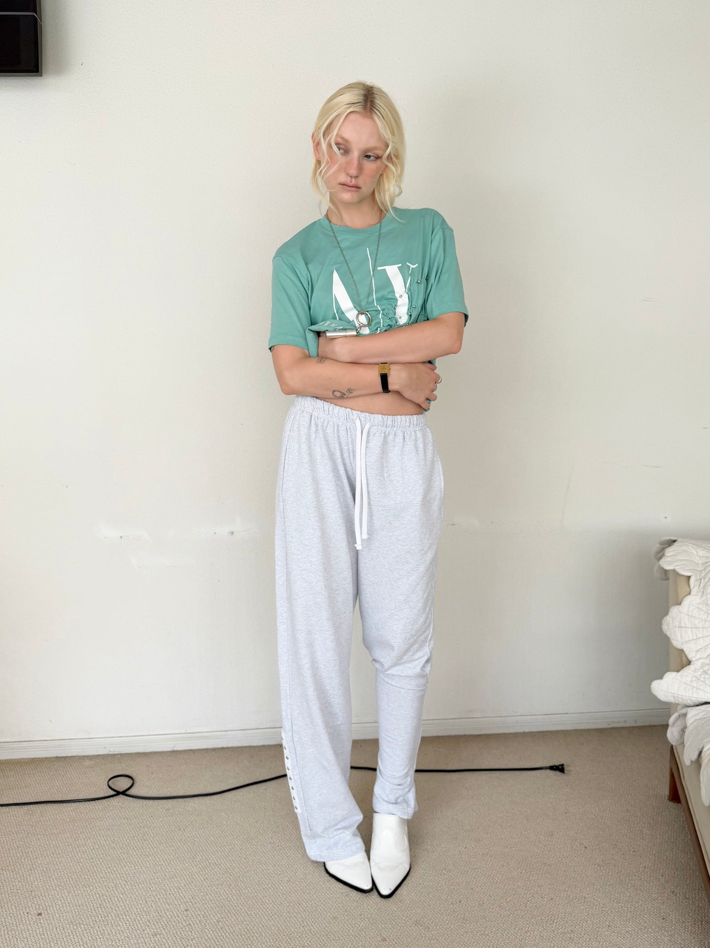 Guruguru tee