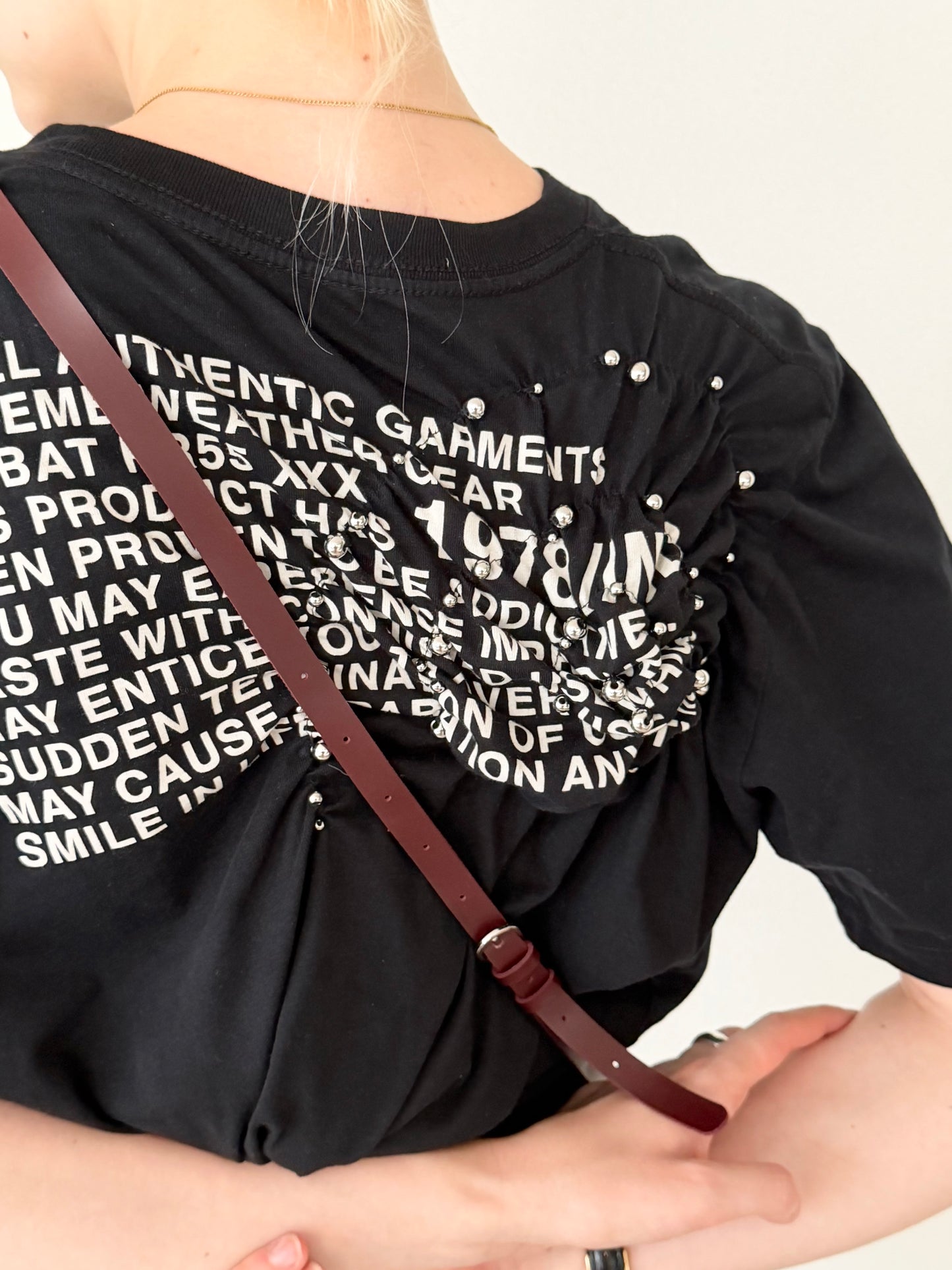 Guruguru tee