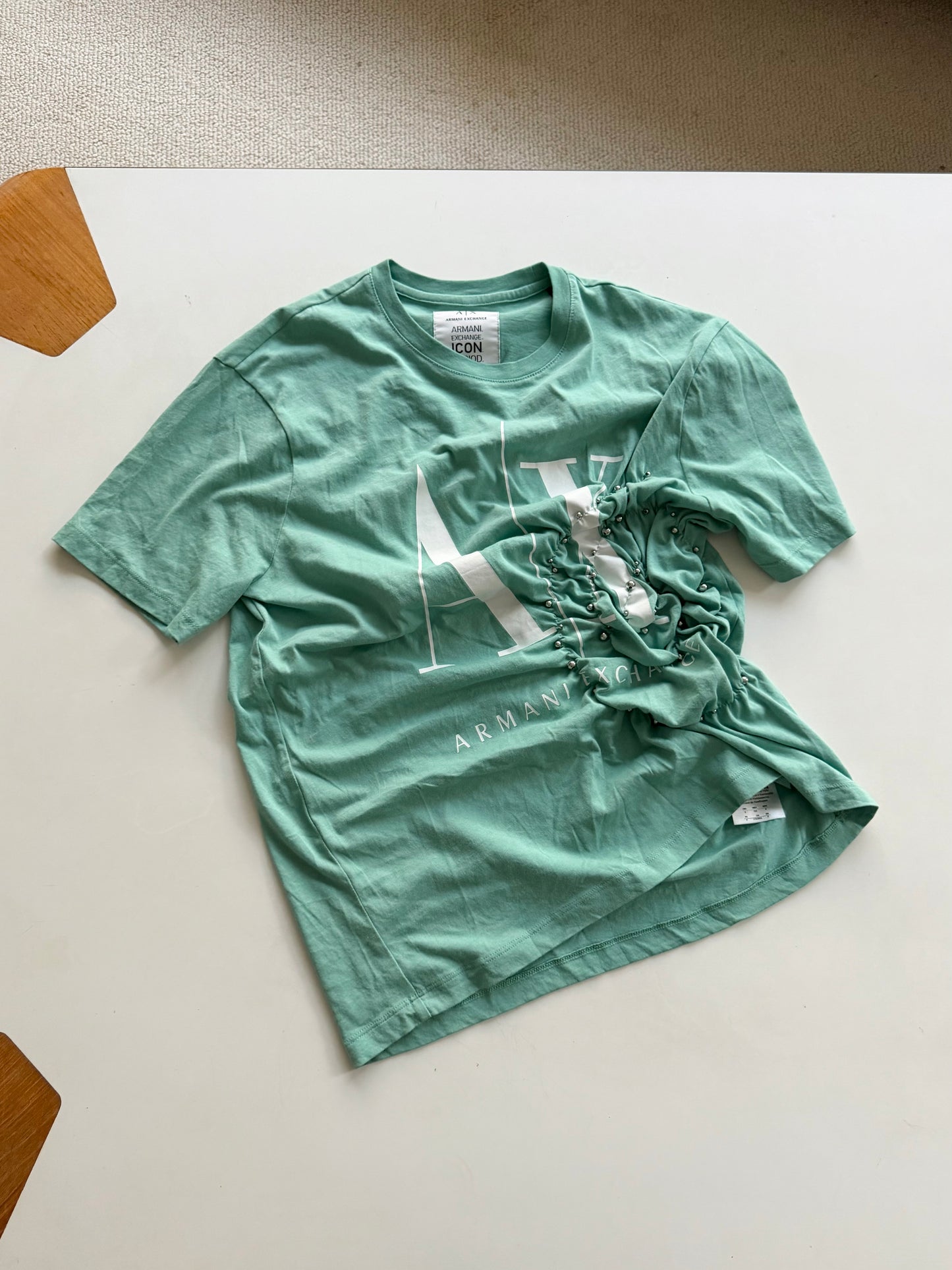 Guruguru tee