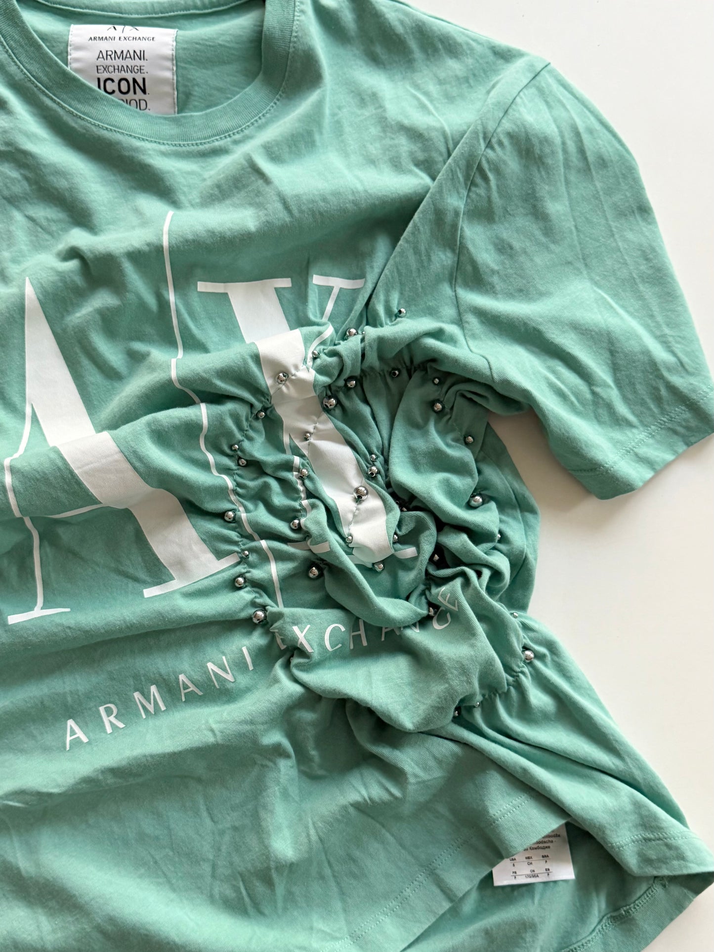 Guruguru tee