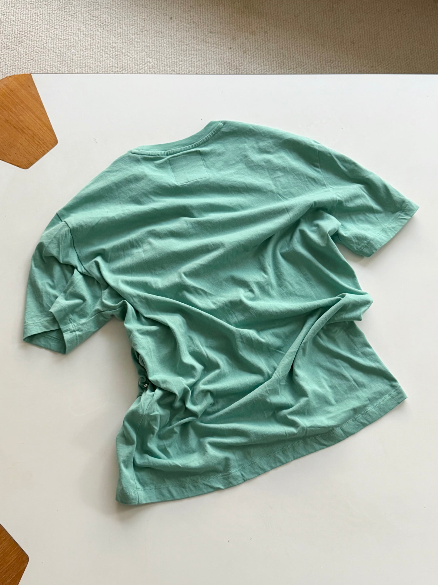Guruguru tee