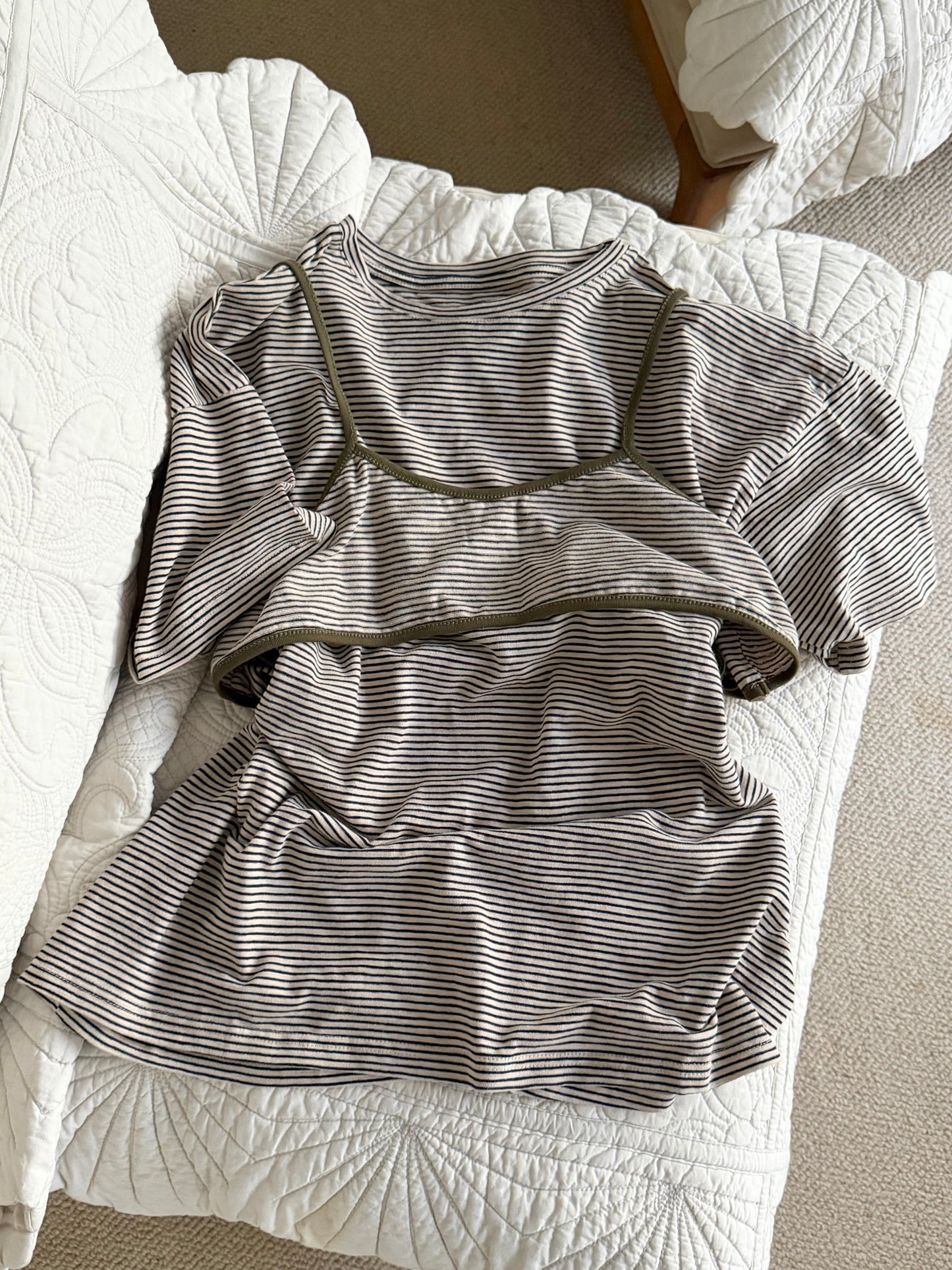 Leaf layerd tee