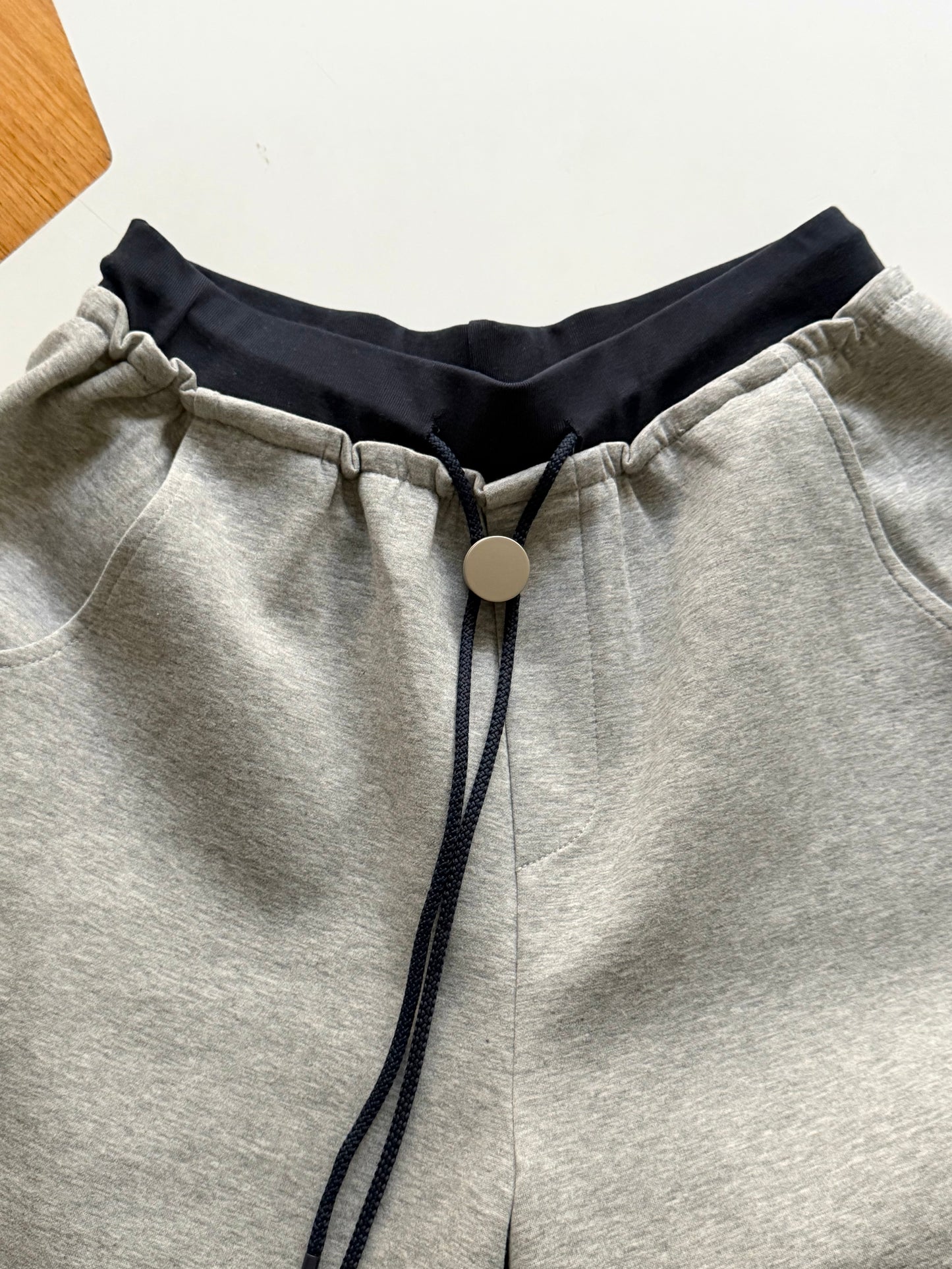 Bicolor sweat pants