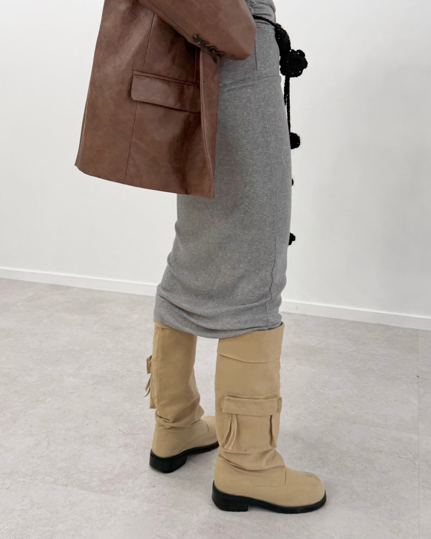 Pocket long boots