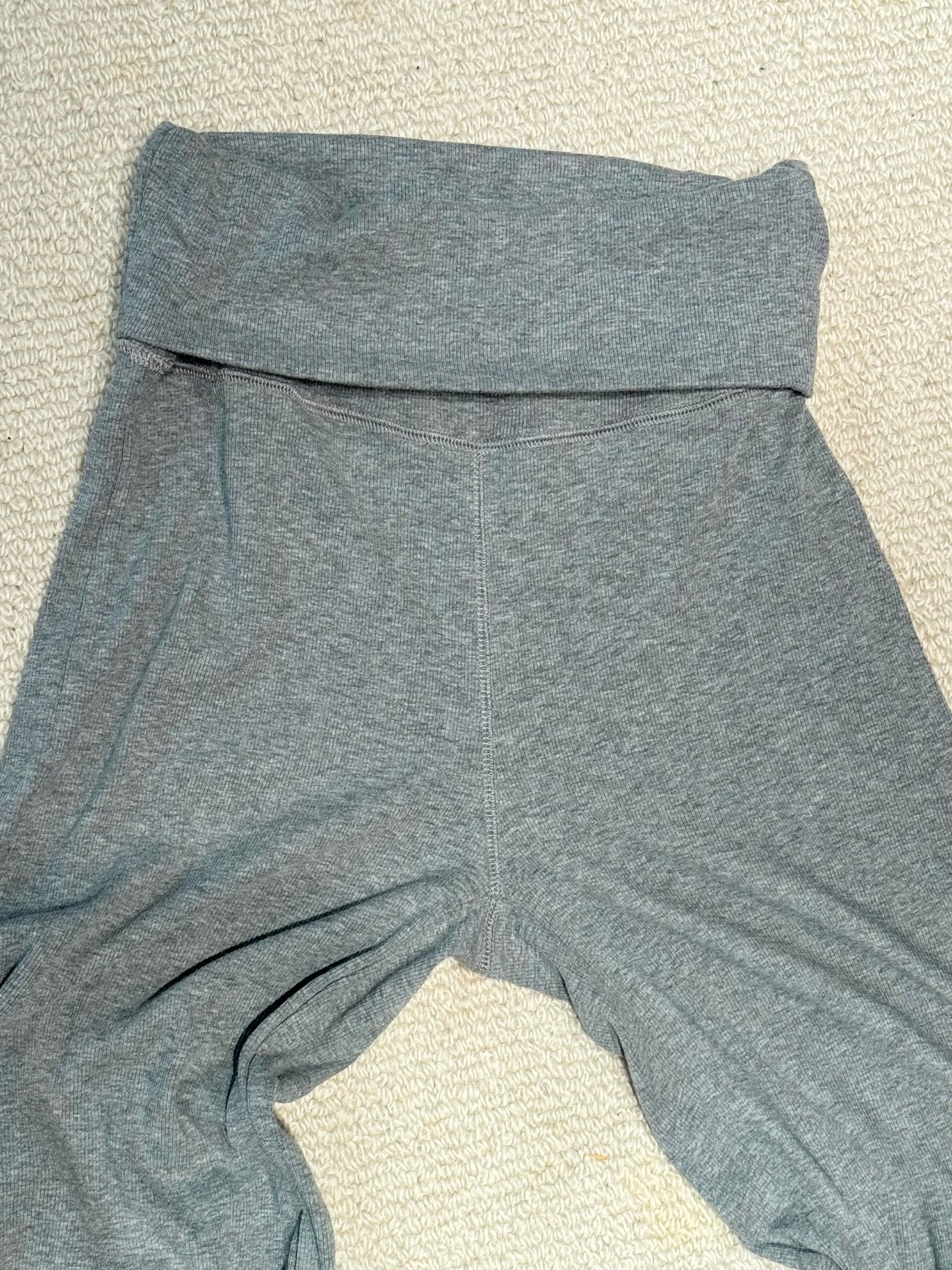 Slim flare knit pants