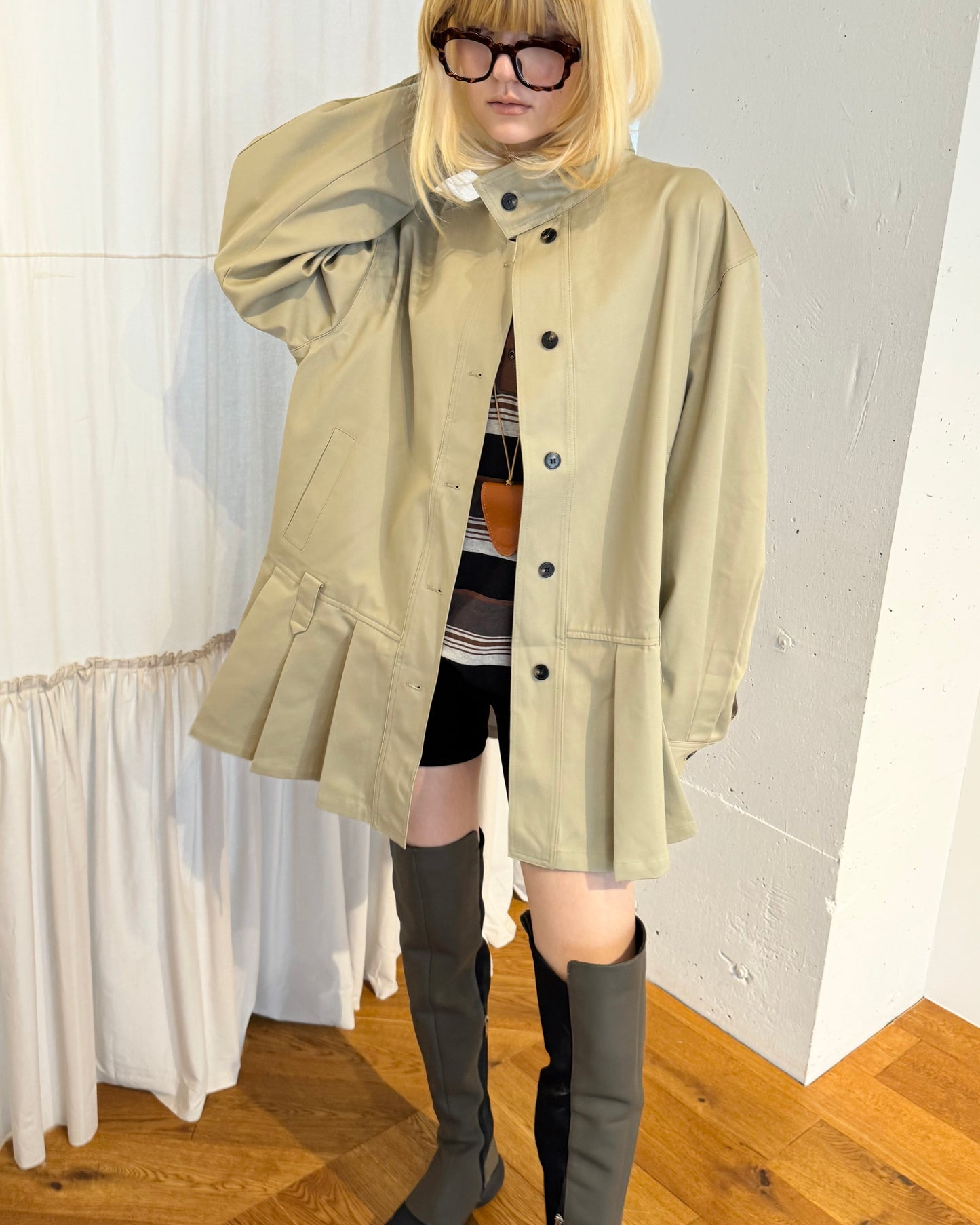 Muse pleated trench
