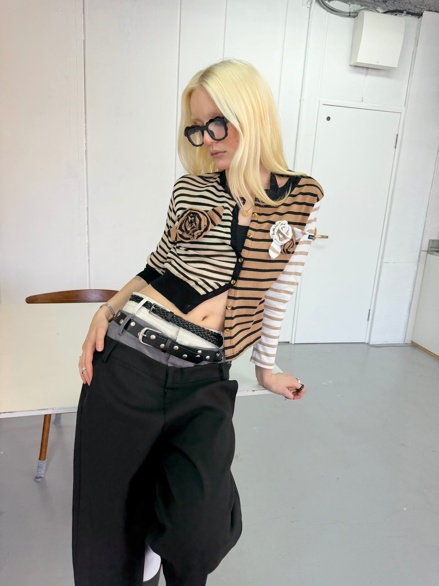 Twin belt pants