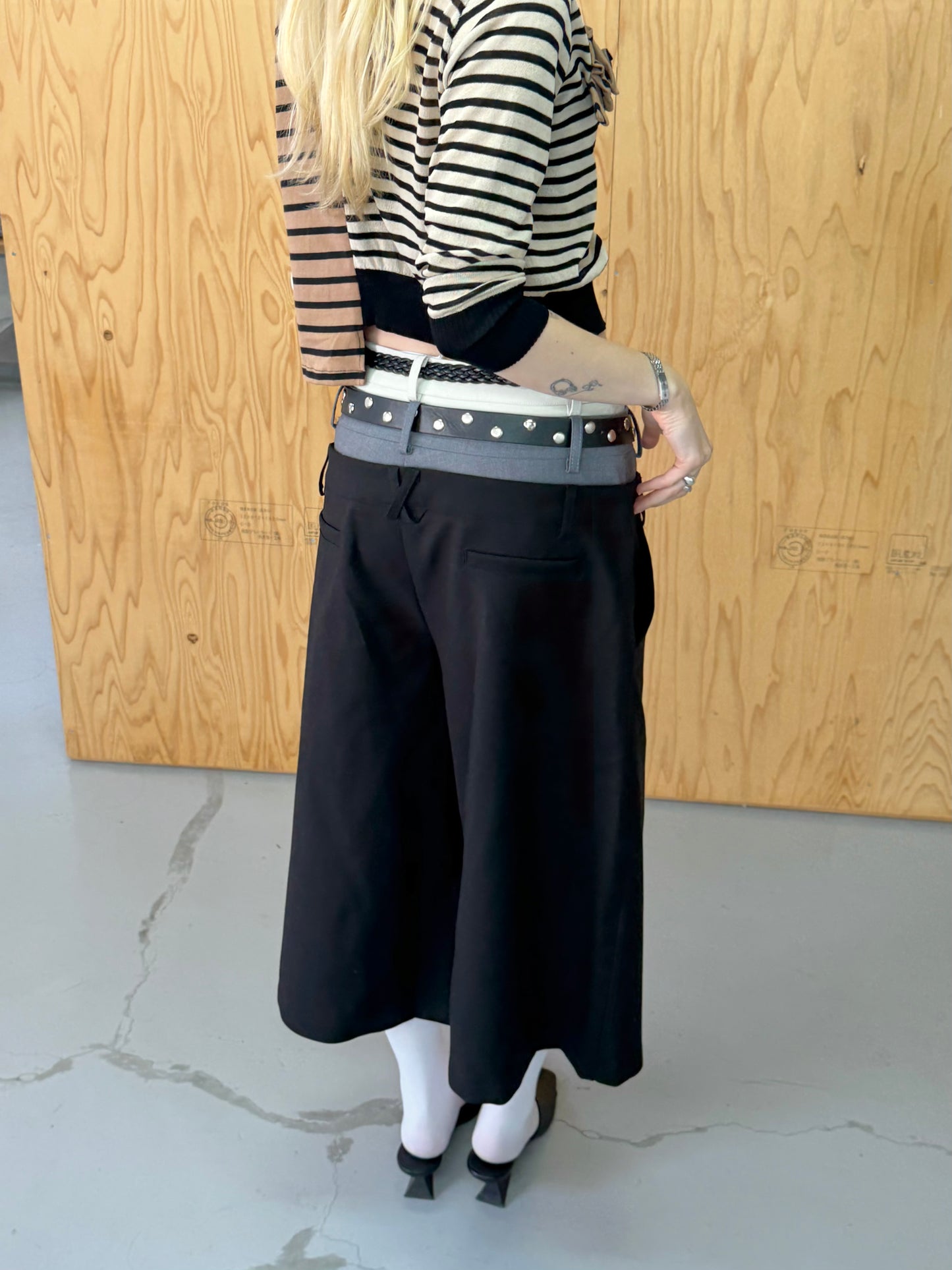 Twin belt pants