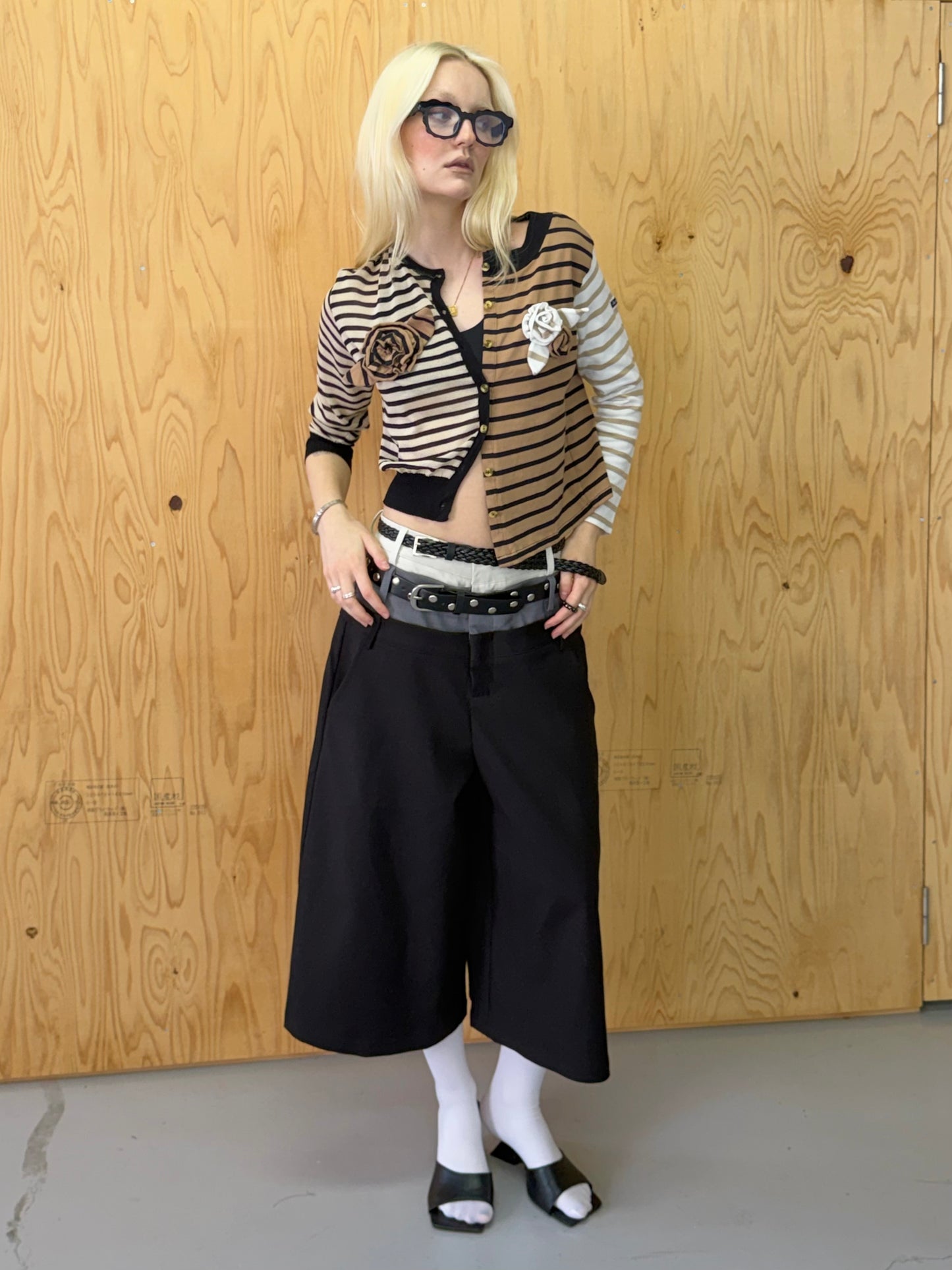 Twin belt pants