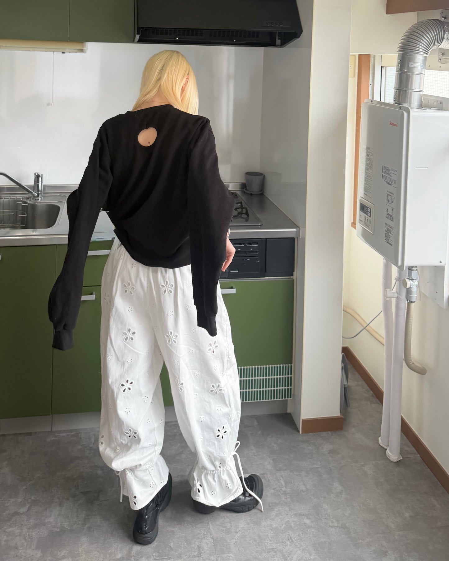 Maru sweat tops