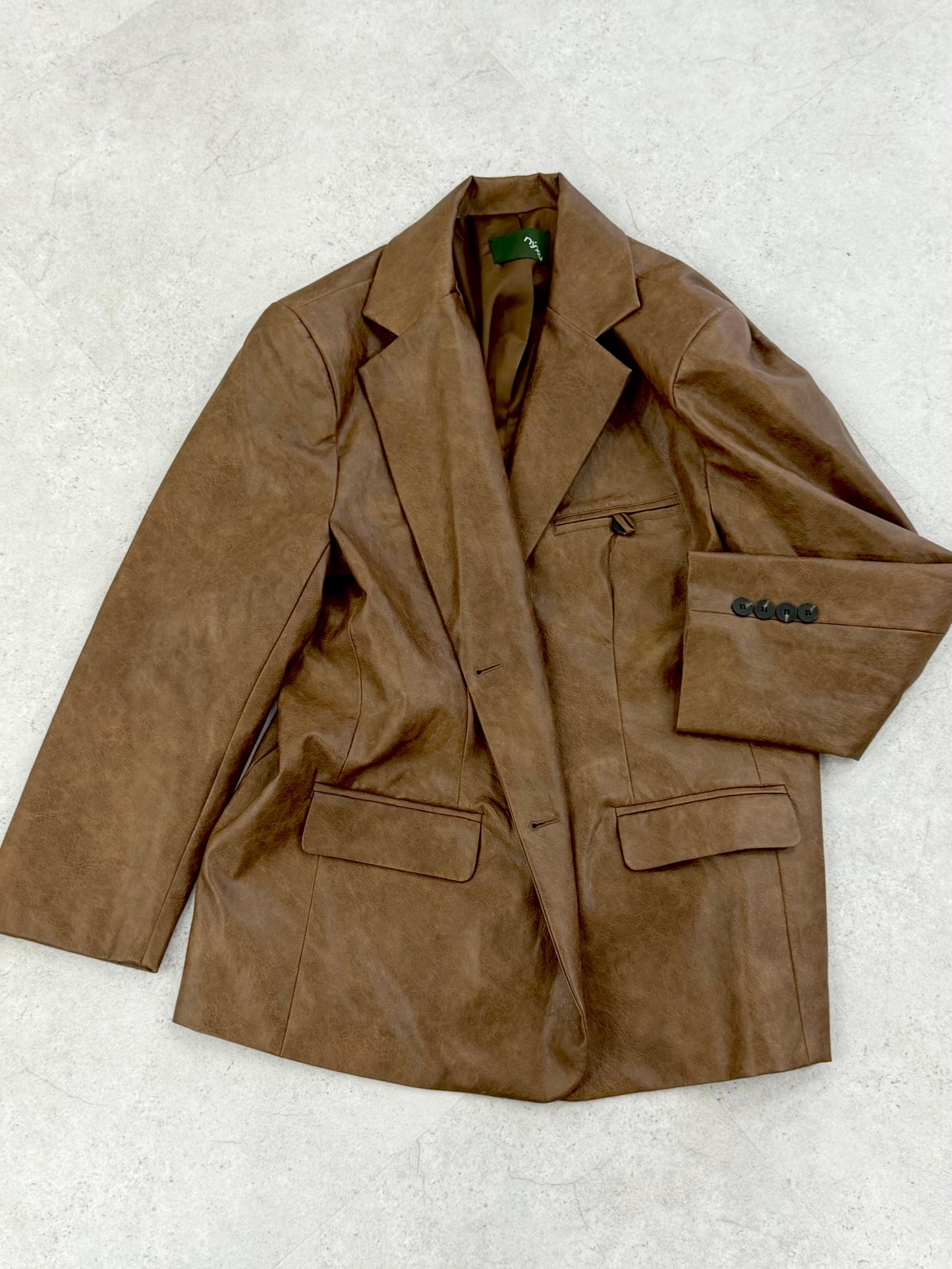 Oversized lether jacket
