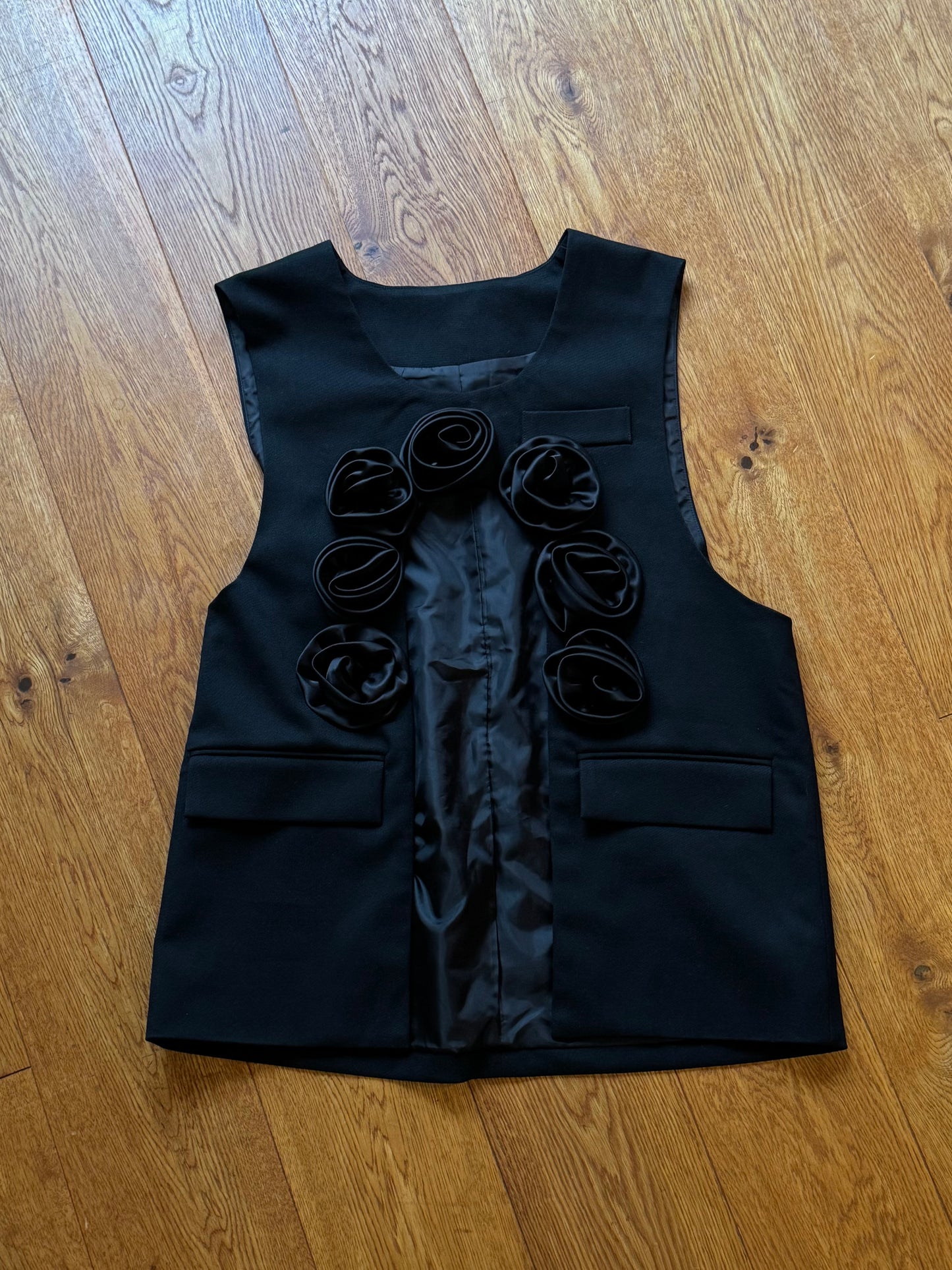 Flower garden vest