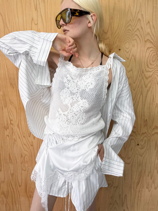 Lace hip scarf