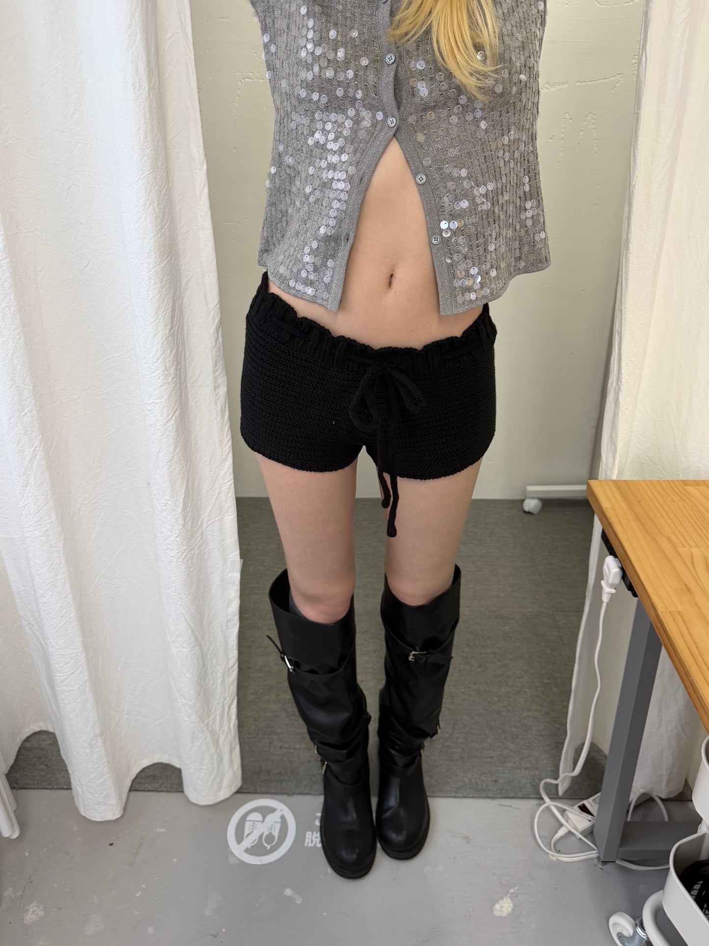 Petal knit pants