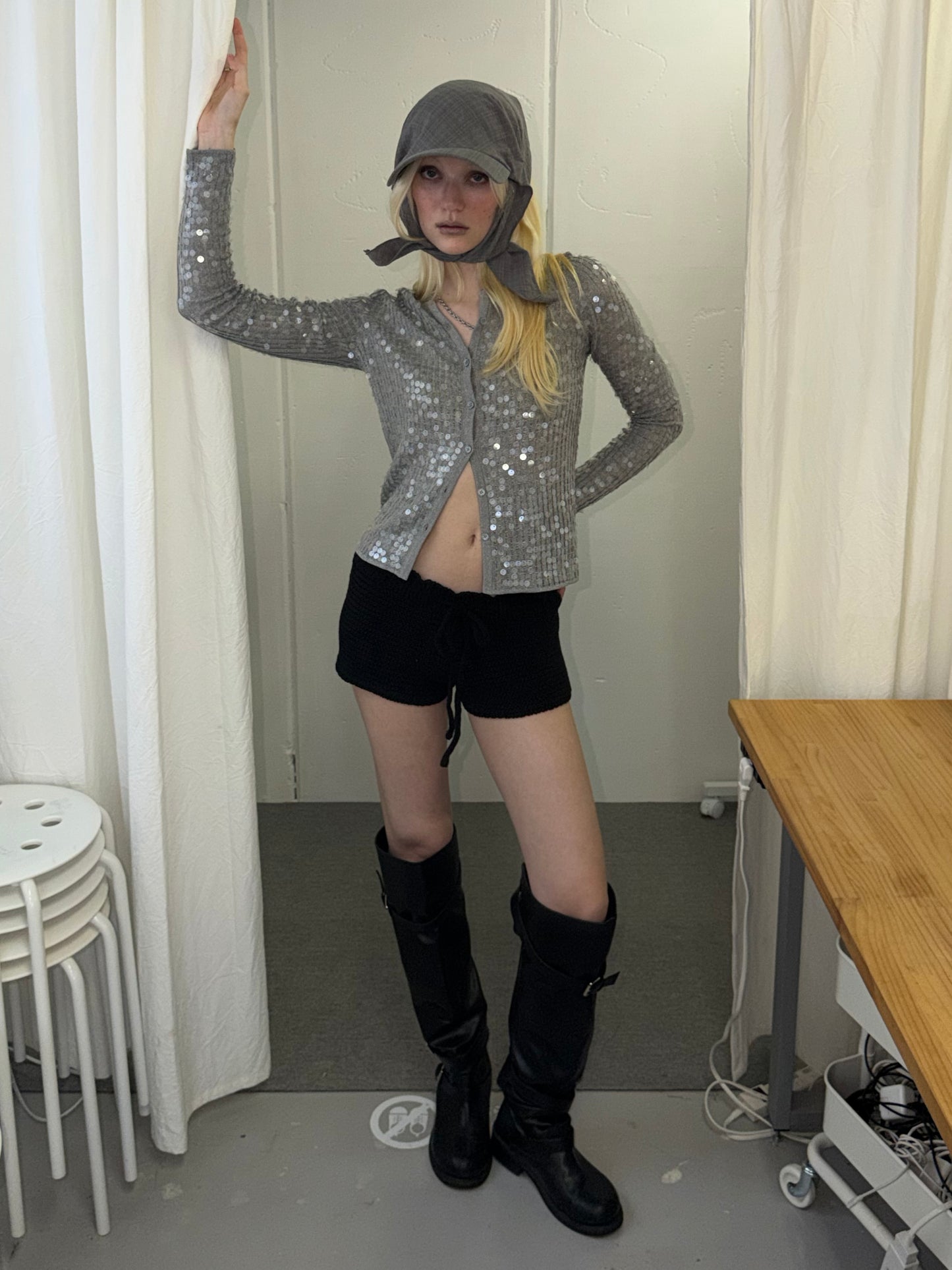 Petal knit pants