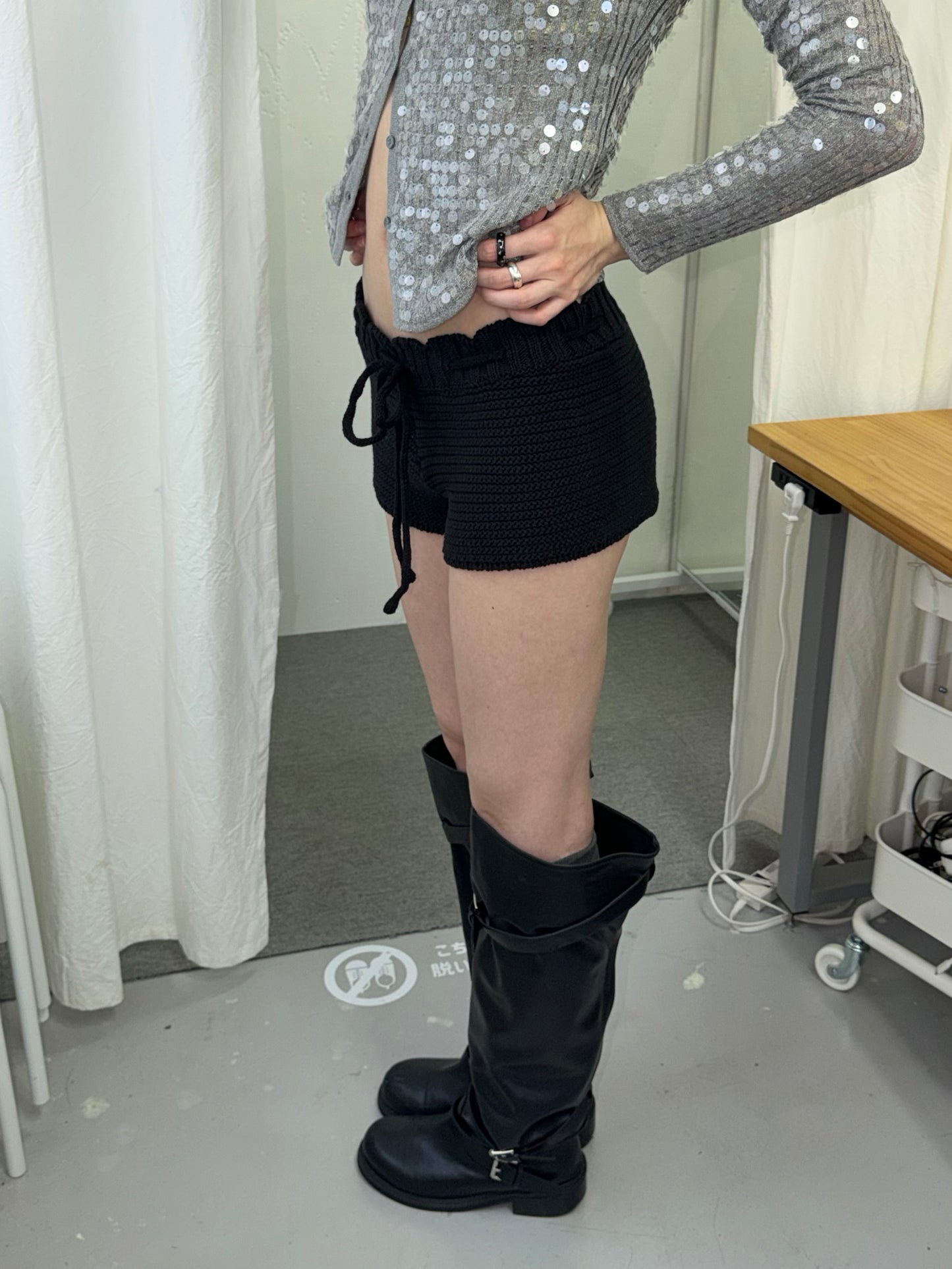 Petal knit pants