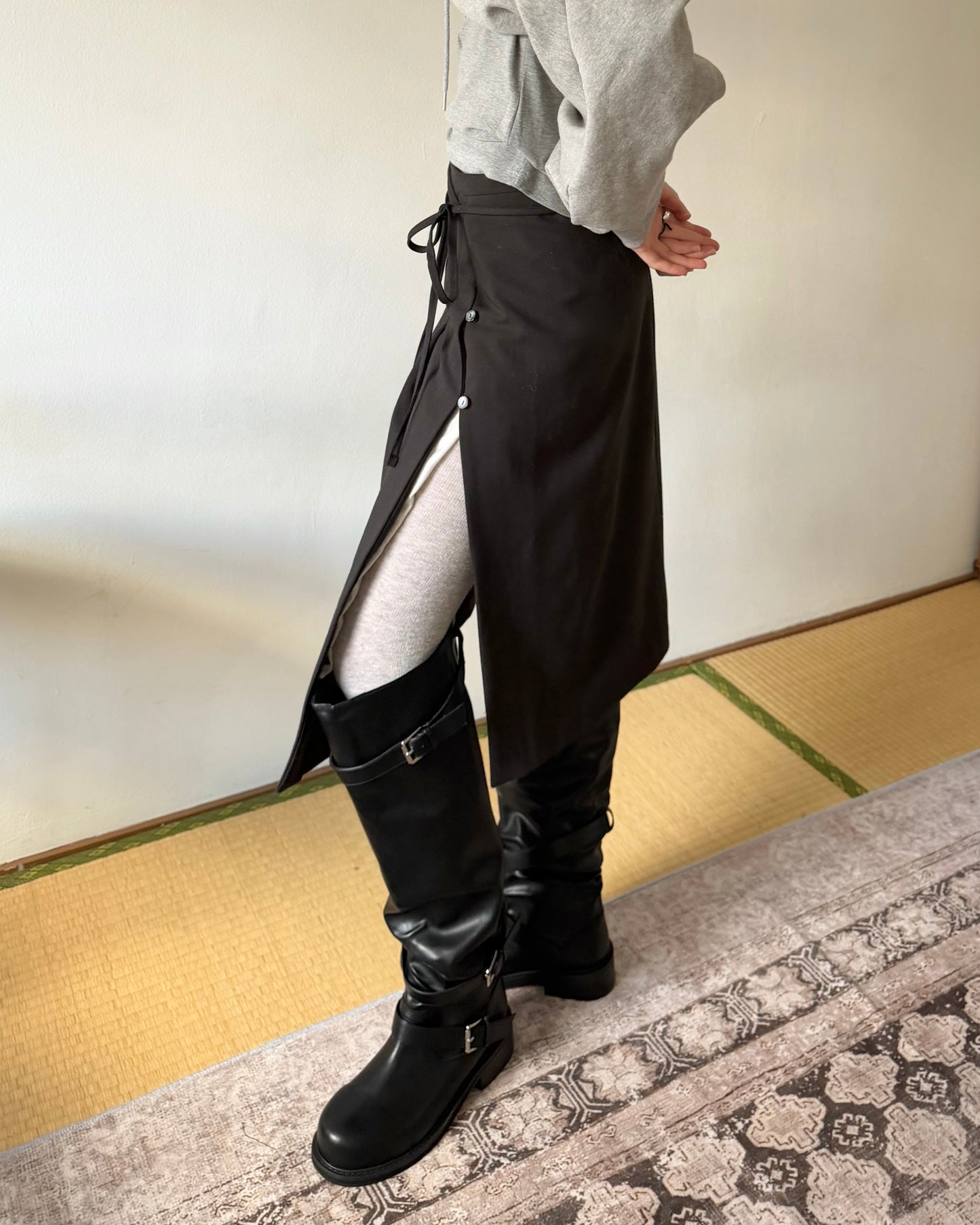 belt long boots