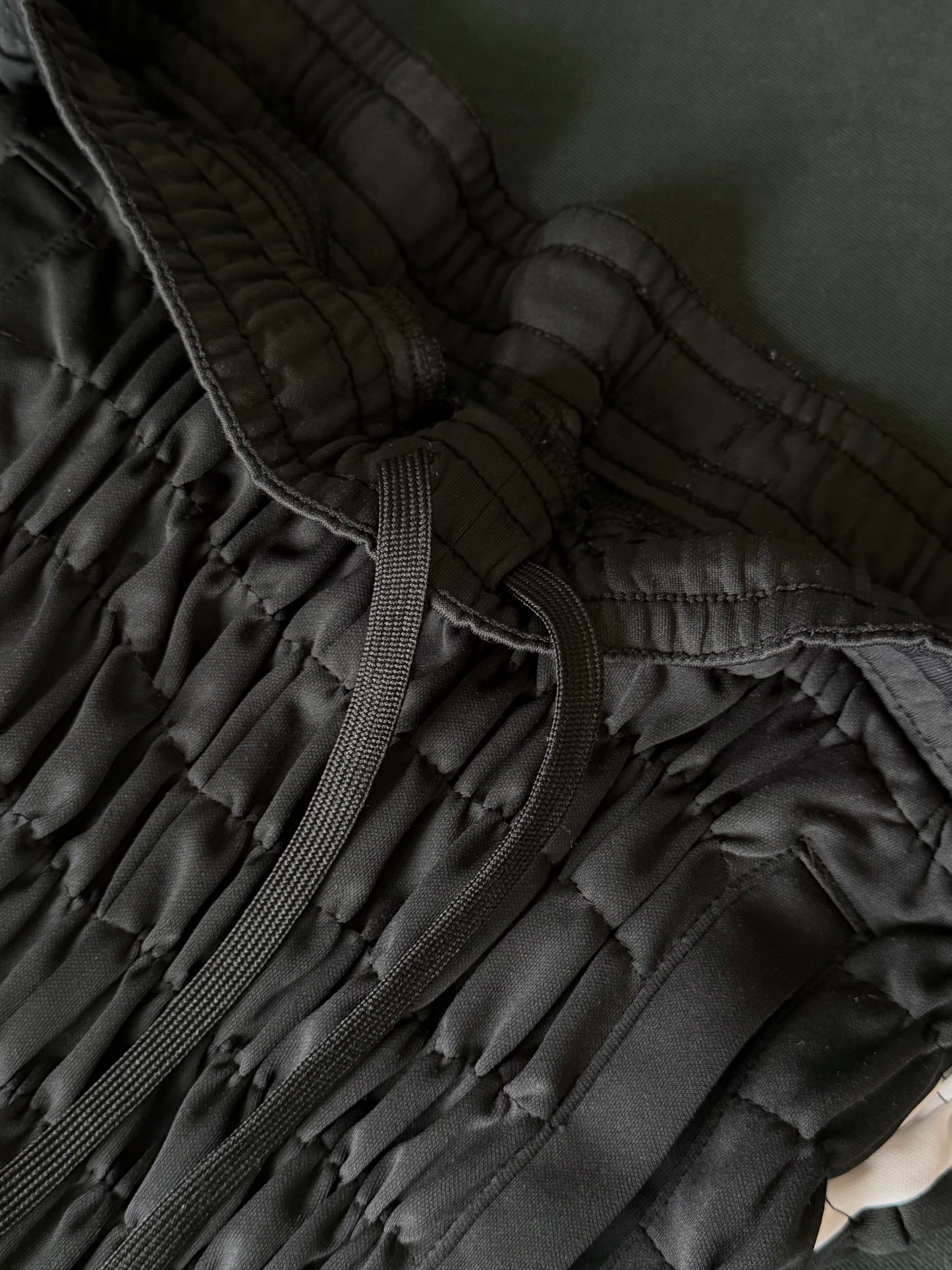 Gather jersey pants dark