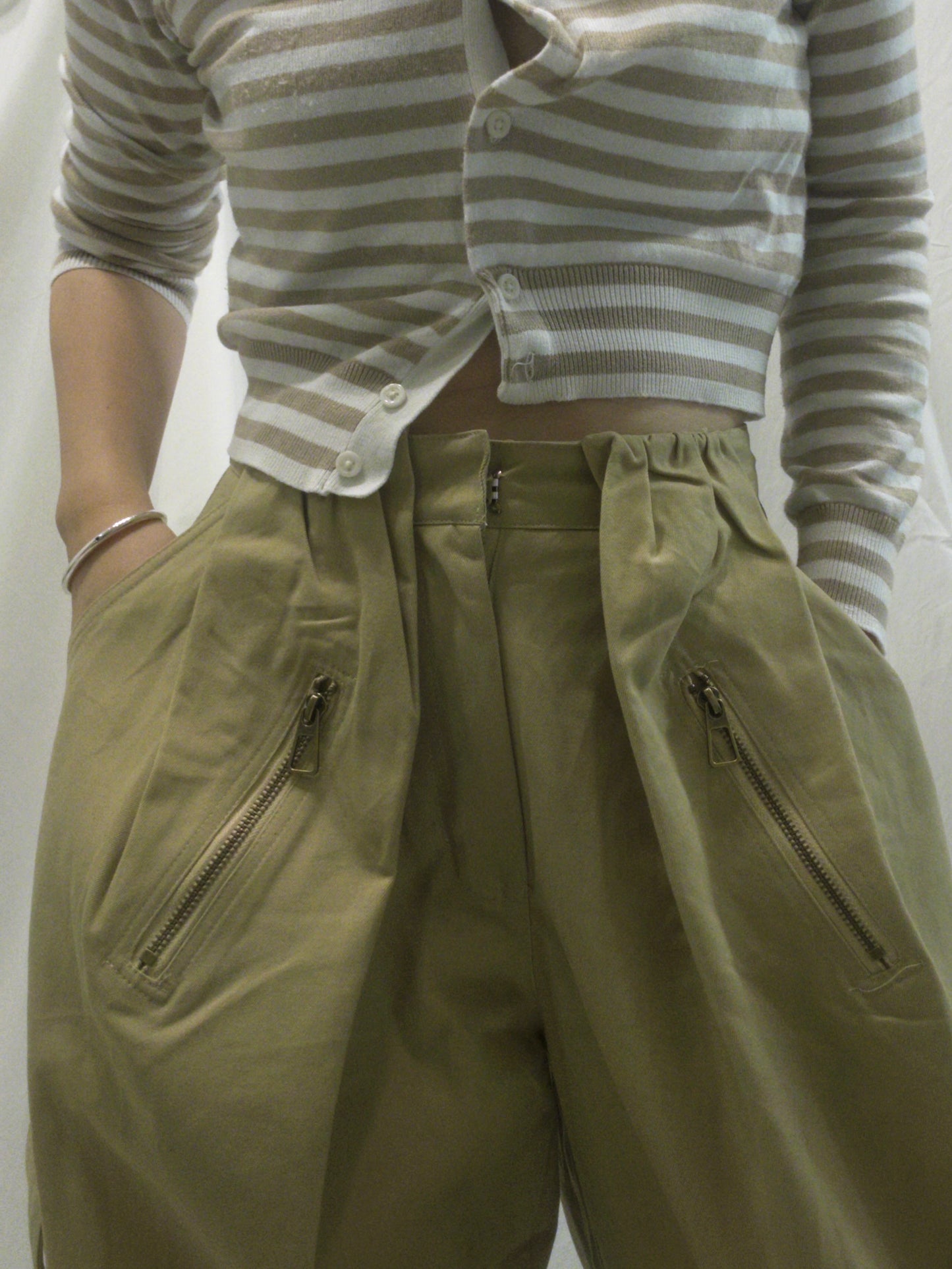 Wide cargo pants