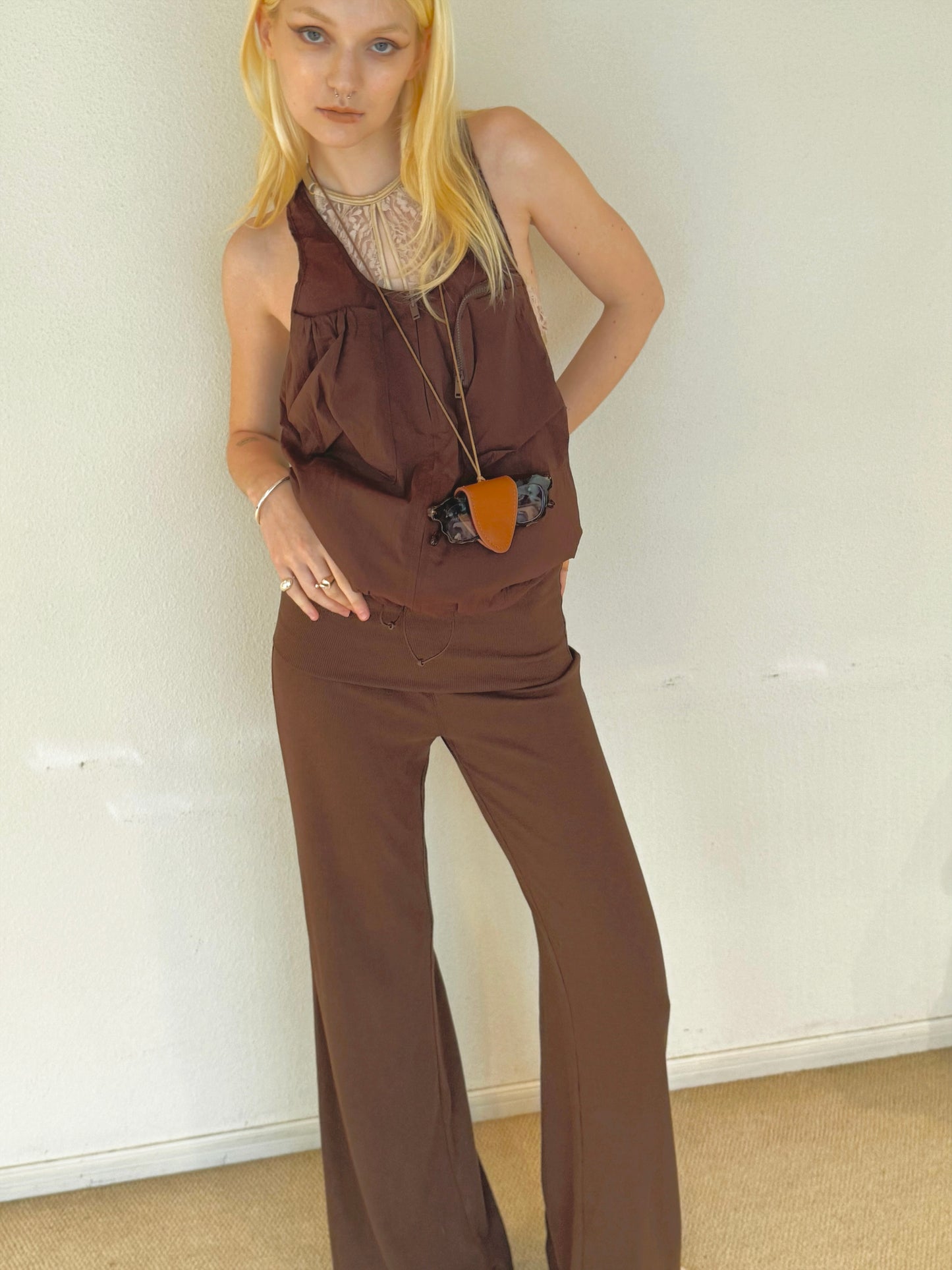 Slim flare knit pants