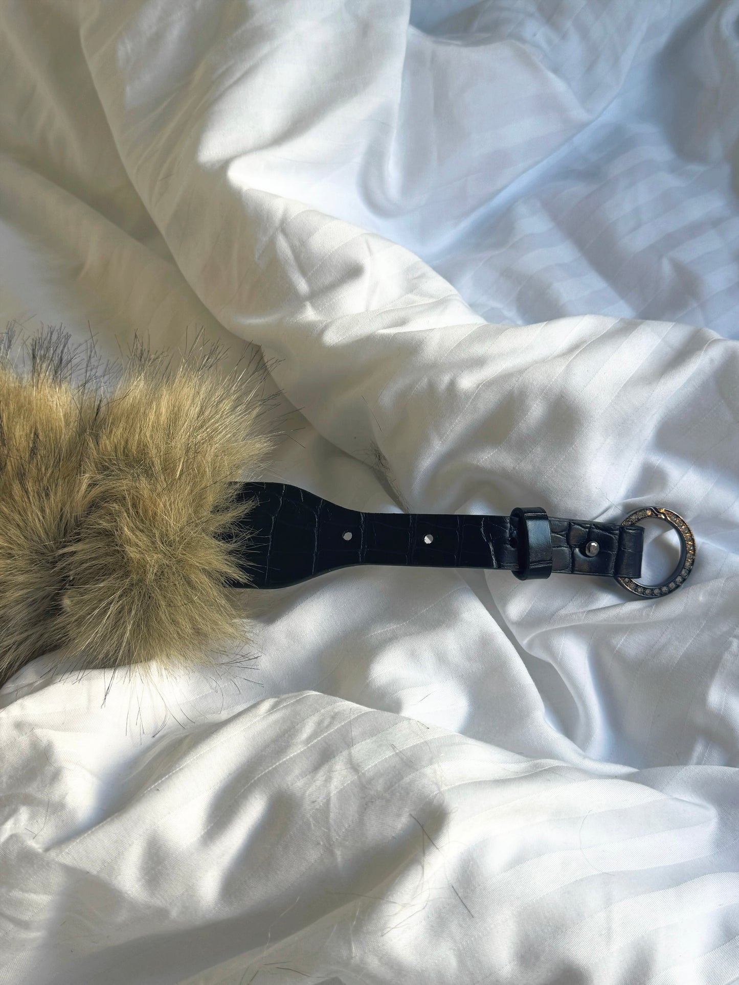 Fur waist belt