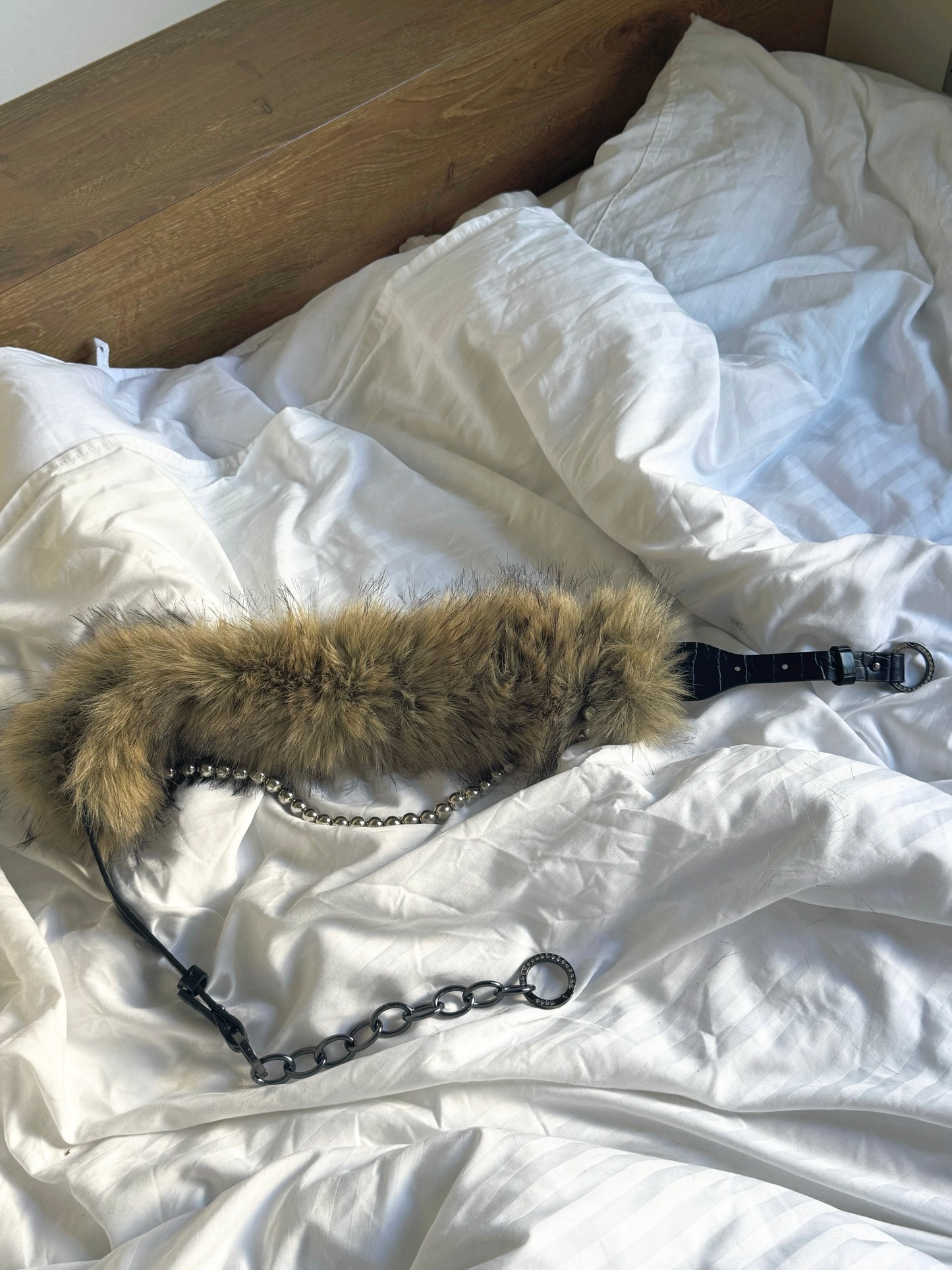 Fur waist belt