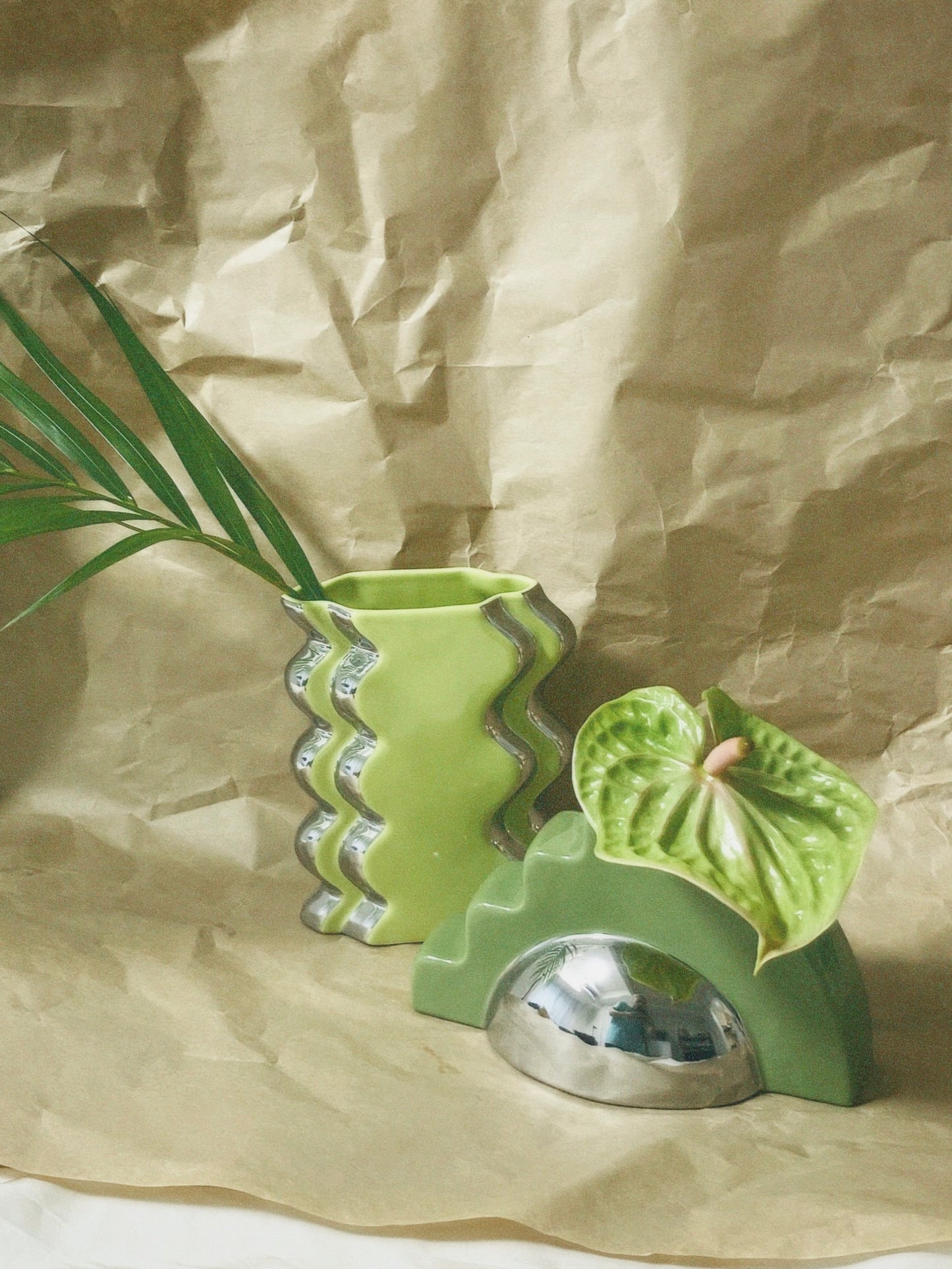 Yurayura leaf vase